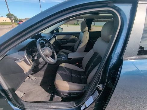 Used 2025 MAZDA CX-50 AWD 2.5 S w/ Premium Package image 12
