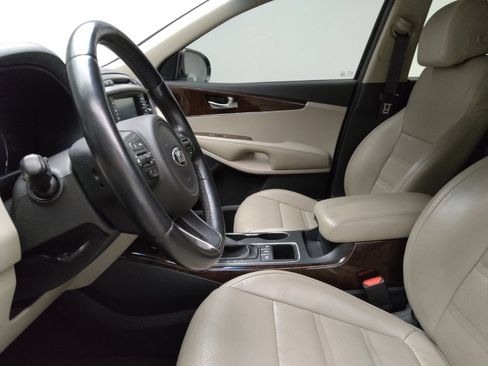 Used 2017 Kia Sorento EX w/ EX V6 Premium Package image 17