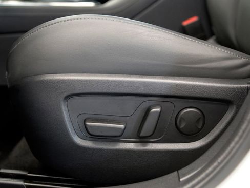 Used 2023 MAZDA CX-30 AWD 2.5 S w/ Preferred Package image 16