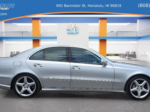 Used 2009 Mercedes-Benz E 350 Sedan image 3