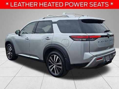Used 2024 Nissan Pathfinder Platinum w/ Cargo Package FWD image 6