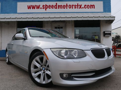 Used 2011 BMW 328i Coupe image 2