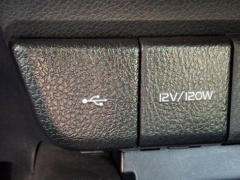 Used 2024 Toyota Camry SE FWD image 24