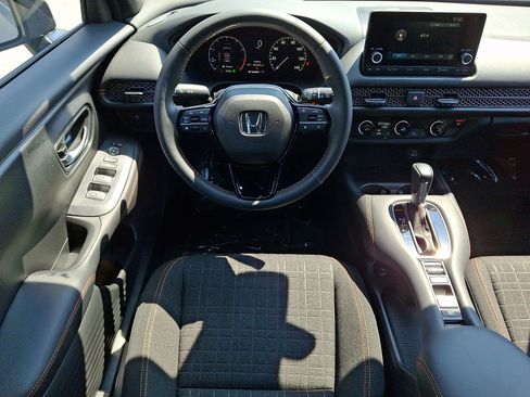 Certified 2024 Honda HR-V Sport image 11