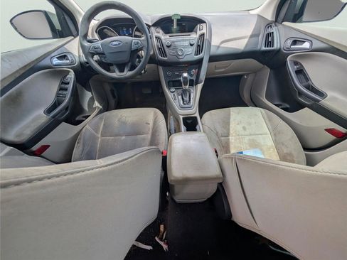 Used 2016 Ford Focus SE image 25