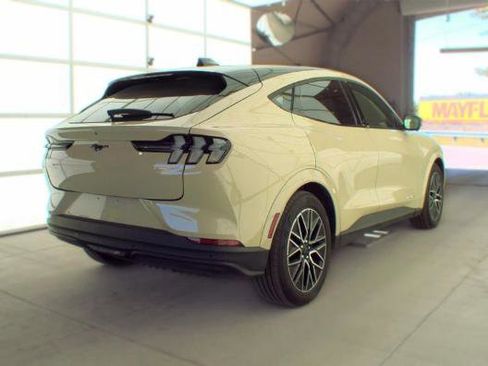 Used 2025 Ford Mustang Mach-E Premium AWD/4WD image 7