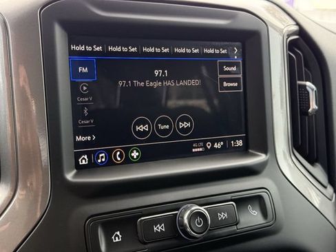 Used 2025 Chevrolet Silverado 2500 W/T w/ WT Convenience Package AWD/4WD image 15