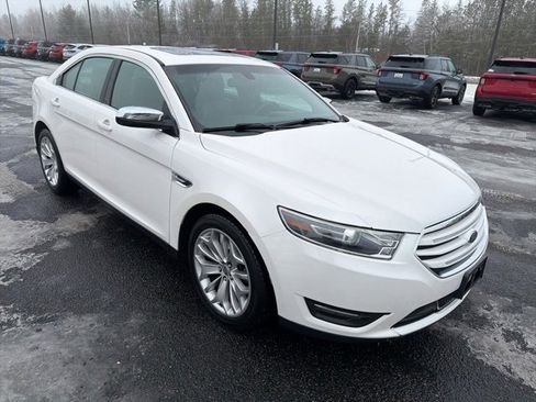 Used 2016 Ford Taurus Limited image 7
