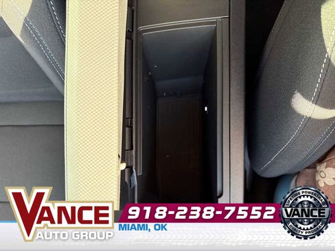 New 2026 Chevrolet Equinox EV LT image 34