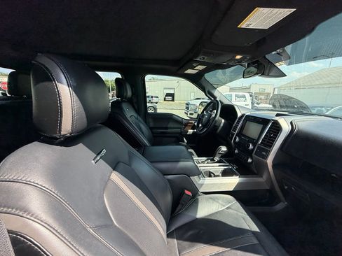 Used 2015 Ford F150 Platinum w/ Equipment Group 701A Luxury AWD/4WD image 5