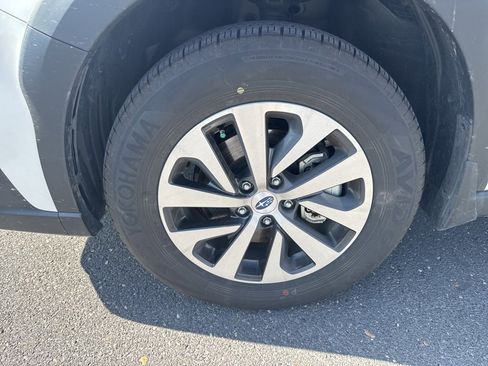 Certified 2025 Subaru Outback Premium image 13