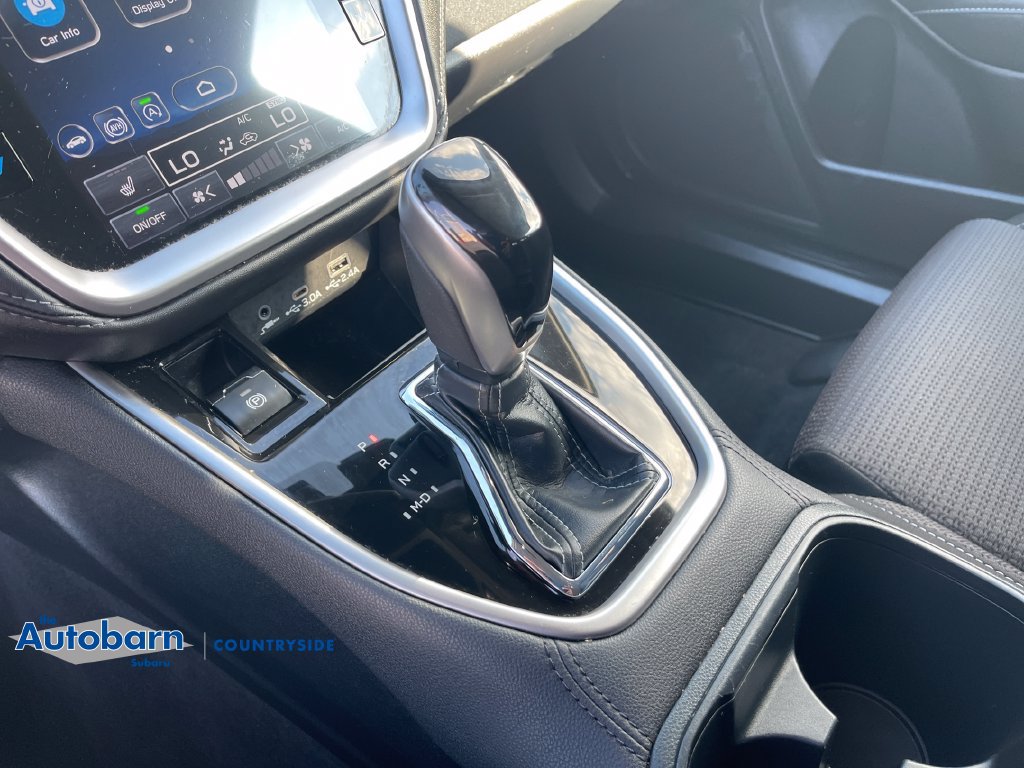 Used 2024 Subaru Outback Premium AWD/4WD image 18