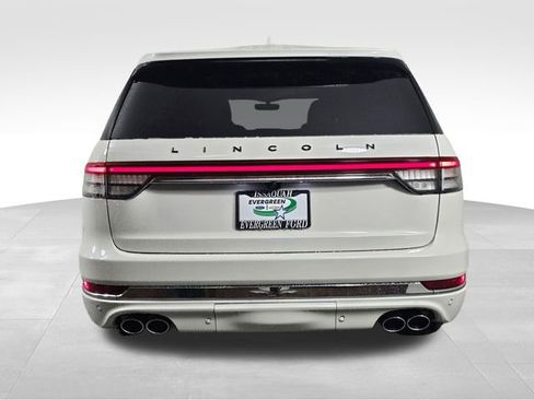 Used 2023 Lincoln Aviator Black Label Grand Touring w/ Class IV Trailer Tow Package image 6