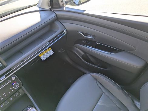 New 2026 Hyundai Tucson Limited image 16