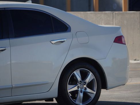 Used 2011 Acura TSX Sedan image 22