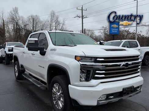 Used 2023 Chevrolet Silverado 2500 High Country w/ Safety Package II image 1