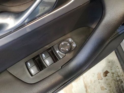 Used 2021 Chevrolet Blazer LT image 12