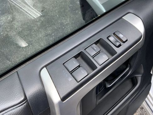 Used 2011 Toyota 4Runner Limited AWD/4WD image 15