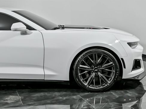 Used 2017 Chevrolet Camaro ZL1 image 14