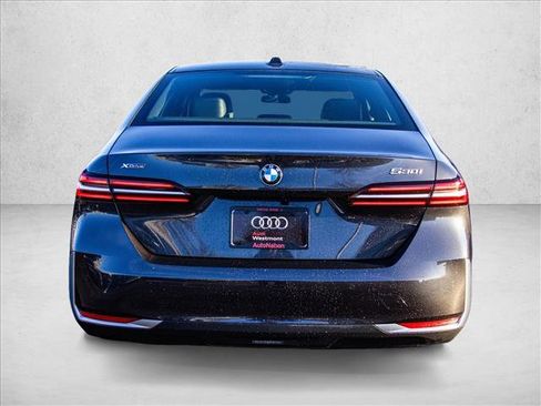 Used 2024 BMW 530i xDrive w/ Premium Package image 6