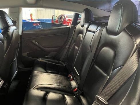 Used 2021 Tesla Model 3 Long Range AWD/4WD image 18