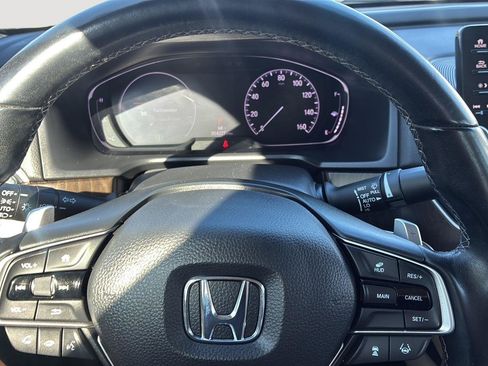 Used 2020 Honda Accord Touring image 32
