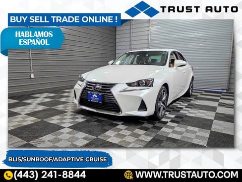 Used 2018 Lexus IS 300 image 1