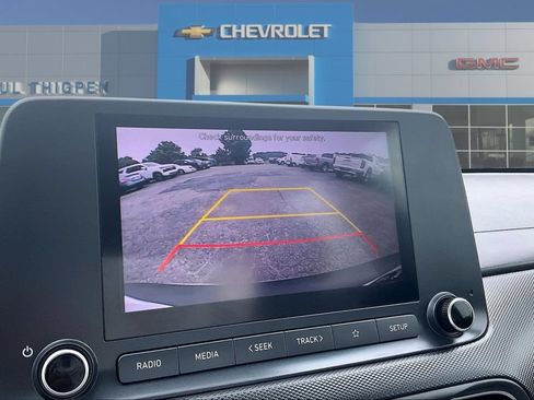 Used 2022 Hyundai Kona SEL FWD image 14