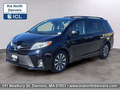 Used 2020 Toyota Sienna XLE w/ XLE Navigation Package