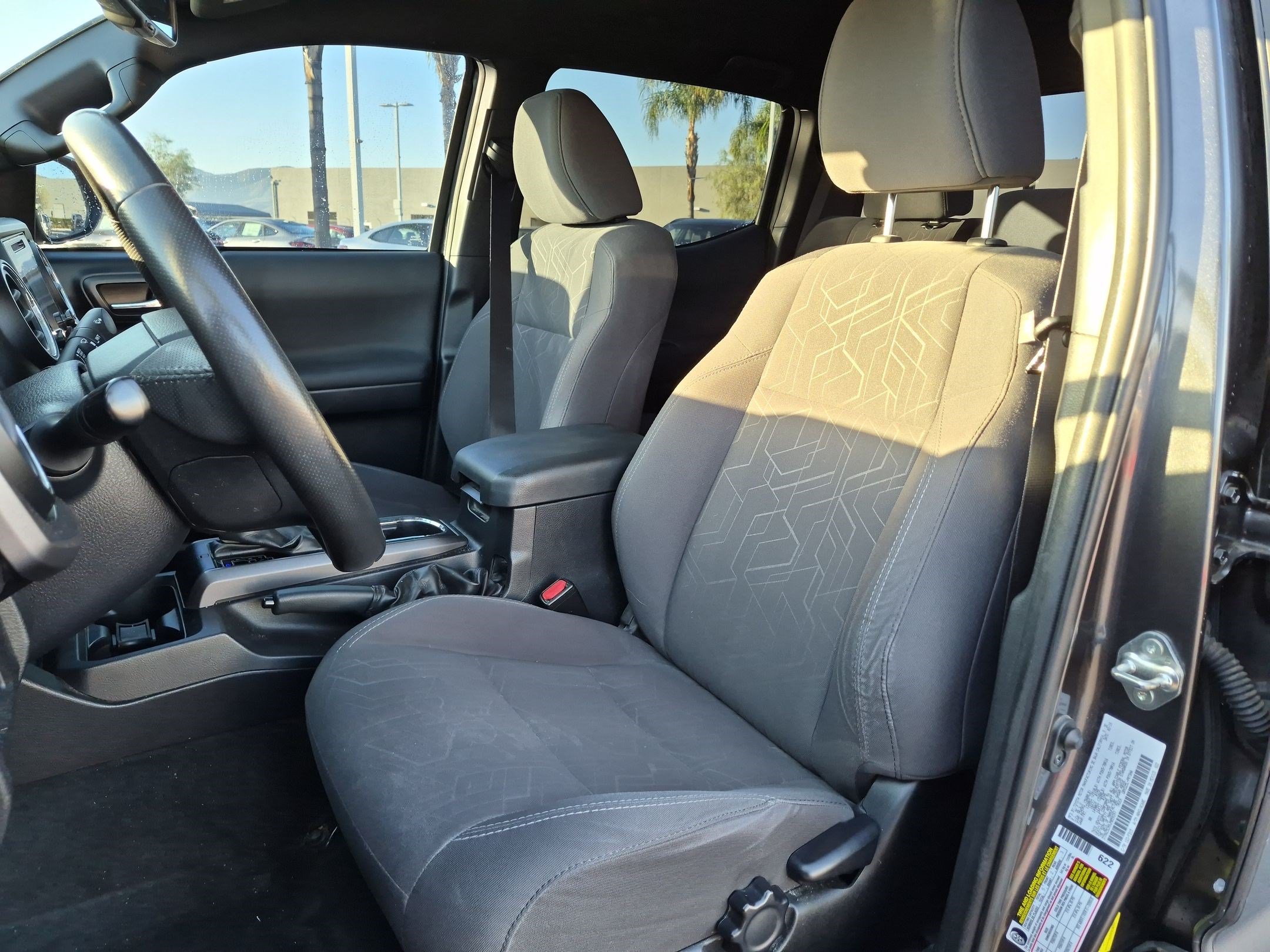 Used 2018 Toyota Tacoma TRD Off-Road w/ Technology Package RWD image 14