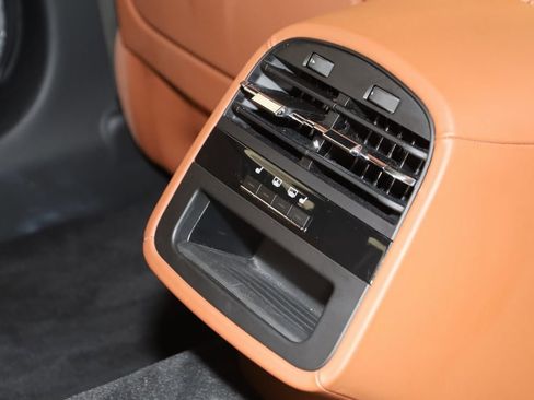 Used 2023 Maserati Quattroporte Modena Q4 image 16