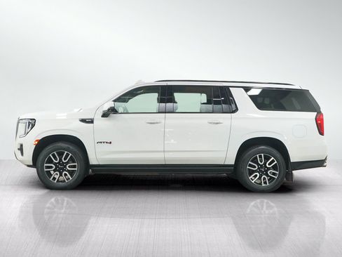 Used 2023 GMC Yukon XL AT4 w/ AT4 Premium Package AWD/4WD image 2