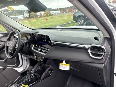 New 2026 Chevrolet TrailBlazer LT image 30