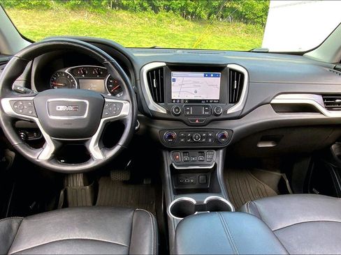 Used 2021 GMC Terrain SLT w/ Infotainment Package II FWD image 13