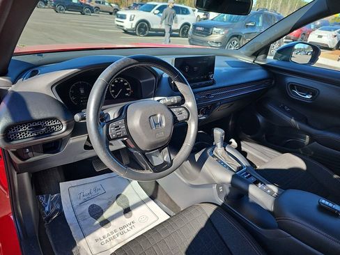 Used 2024 Honda HR-V Sport image 19