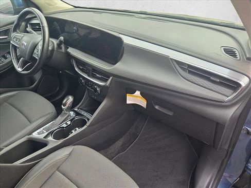Used 2024 Buick Encore GX Preferred FWD image 20