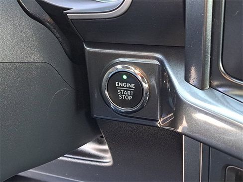 Certified 2022 Ford F150 XLT w/ Equipment Group 302A High image 15