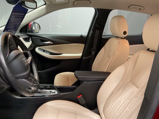 Used 2024 Buick Encore GX Avenir w/ Avenir Convenience Package FWD image 16