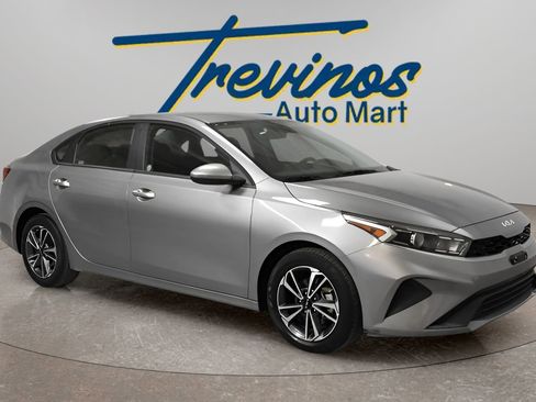 Used 2024 Kia Forte LXS image 1