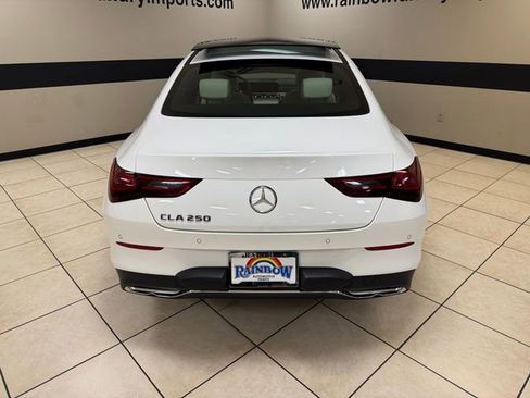Used 2025 Mercedes-Benz CLA 250 image 5