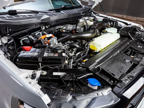 Used 2025 Ford F150 Lariat w/ Equipment Group 501A Mid image 41