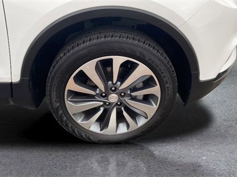 Used 2022 Buick Encore Preferred w/ Safety Package image 18