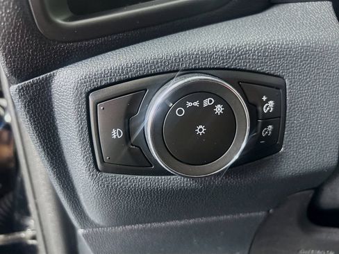 Used 2019 Ford EcoSport SE w/ SE Convenience Package FWD image 10