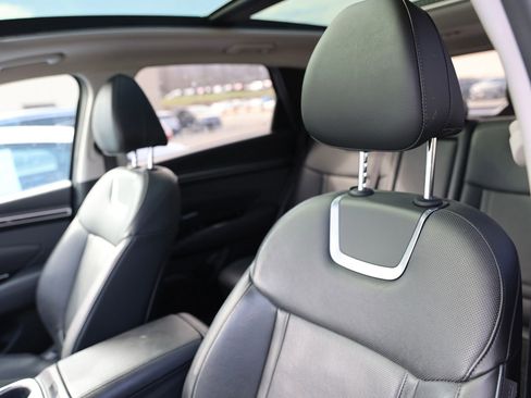 Used 2023 Hyundai Tucson Limited image 9