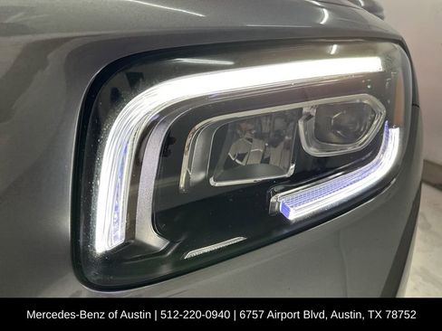 Used 2023 Mercedes-Benz GLB 250 image 27
