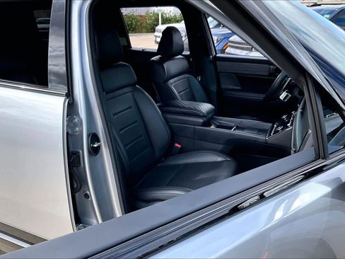 Used 2024 Hyundai Santa Fe Calligraphy image 8