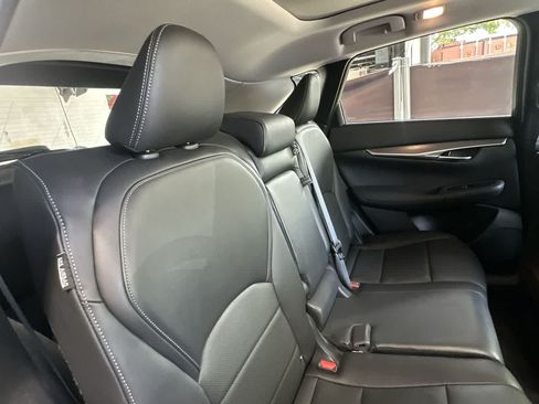 Used 2023 INFINITI QX50 Luxe FWD image 26