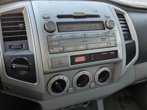 Used 2011 Toyota Tacoma 4x4 Double Cab image 12
