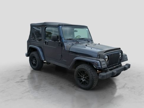 Used 2003 Jeep Wrangler X AWD/4WD image 2