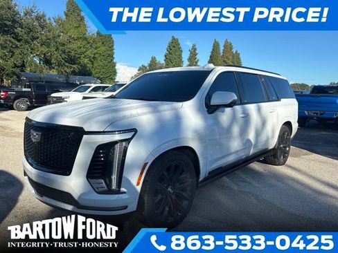 Used 2026 Cadillac Escalade ESV Platinum Sport w/ LPO, ONYX Package AWD/4WD image 1
